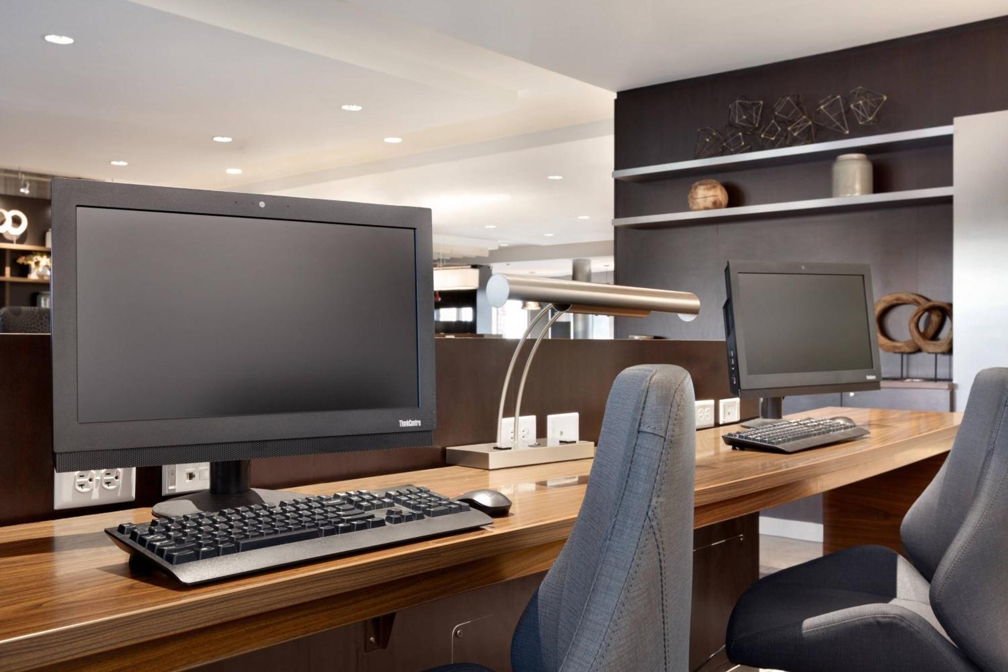 Courtyard By Marriott Boston Dedham/Westwood Otel Dış mekan fotoğraf