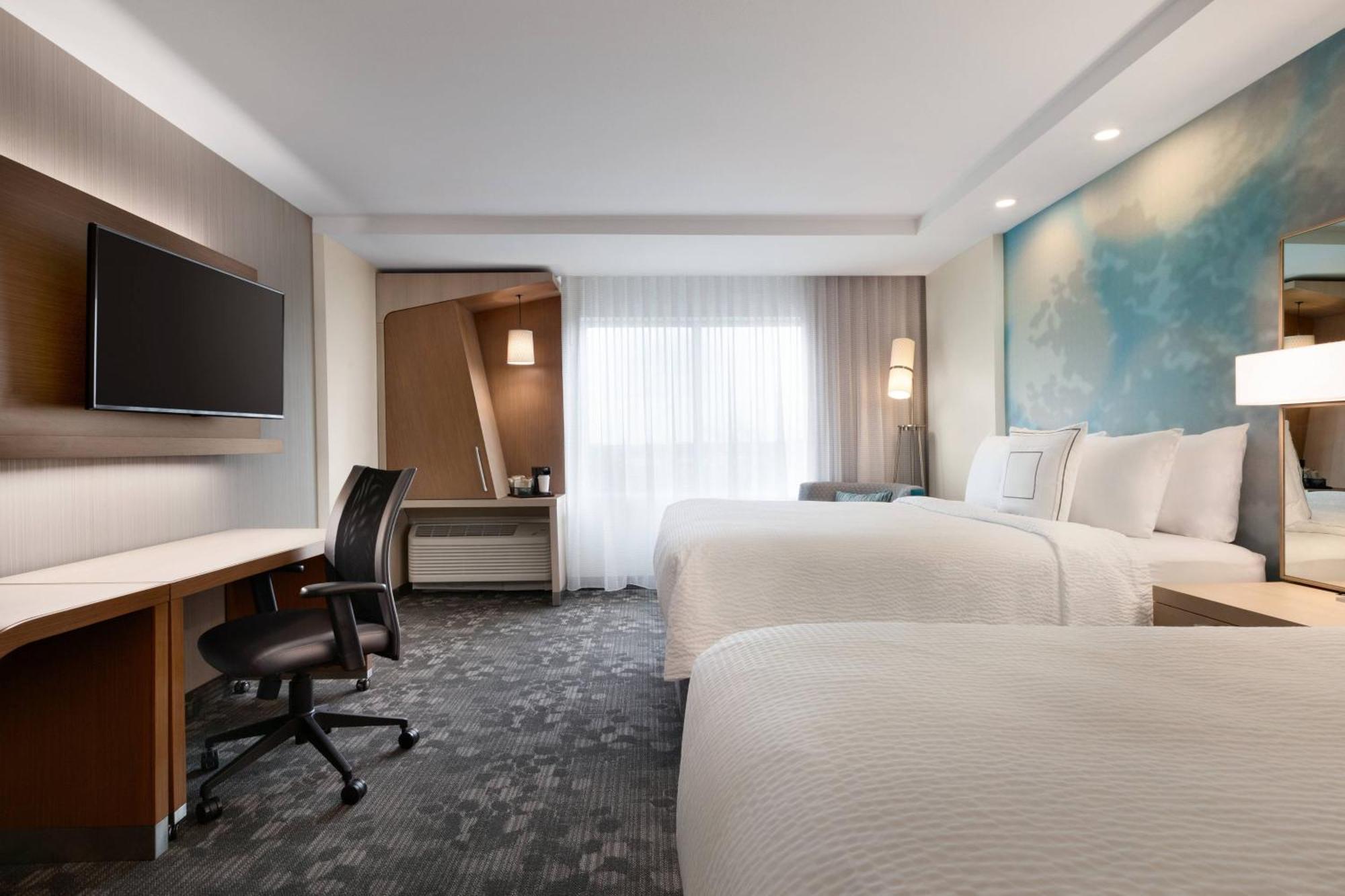 Courtyard By Marriott Boston Dedham/Westwood Otel Dış mekan fotoğraf